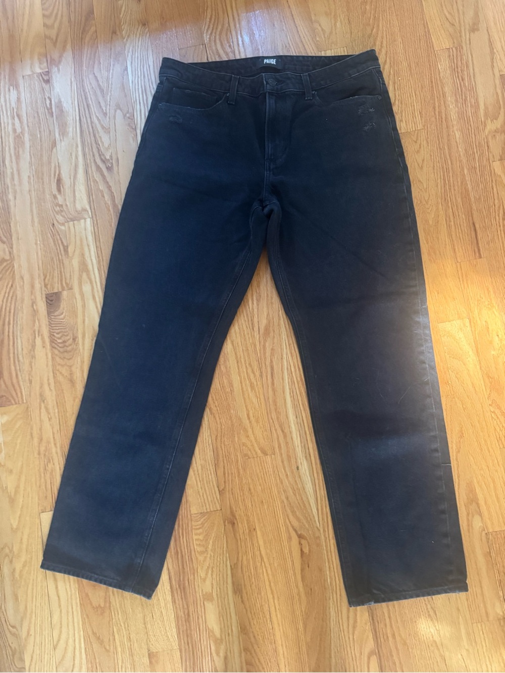 PAIGE denim “relaxed noella “ jeans in black barely worn
